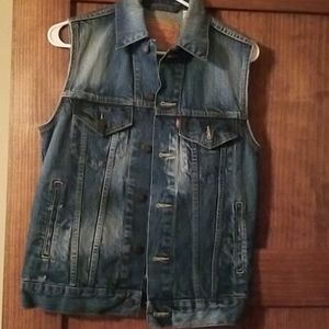 Levi Jean vest